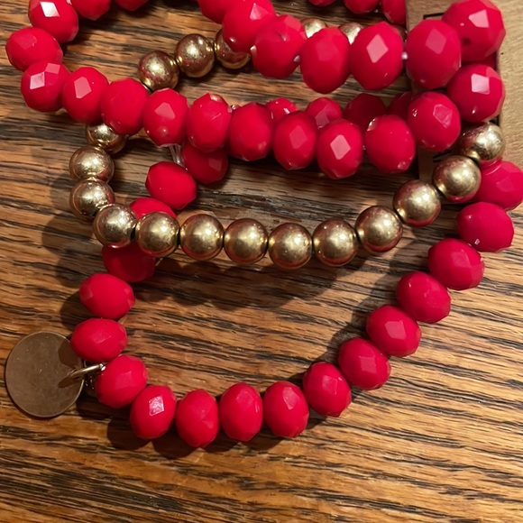 Set of 4 stretch bracelets red and gold nwt - Picture 2 of 4